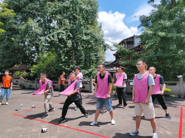 憤怒小鳥動 憤怒小鳥動